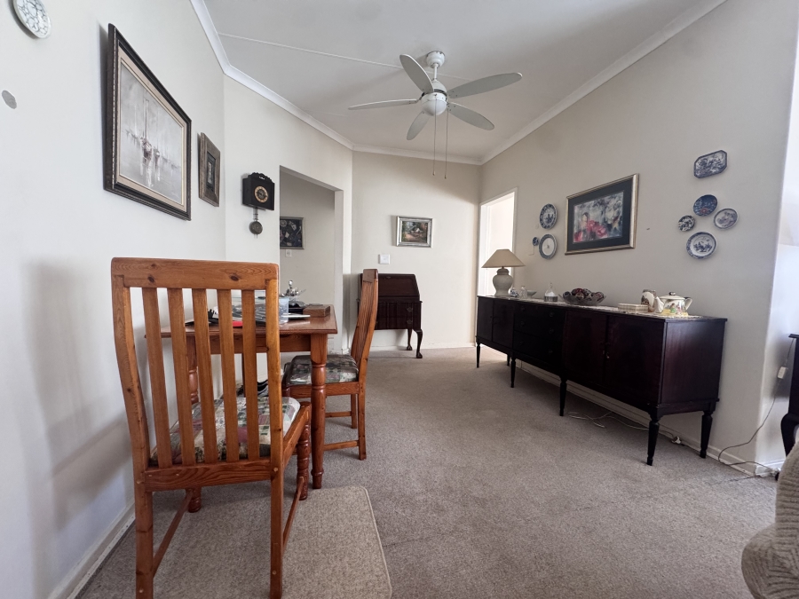 To Let 3 Bedroom Property for Rent in Flamwood North West